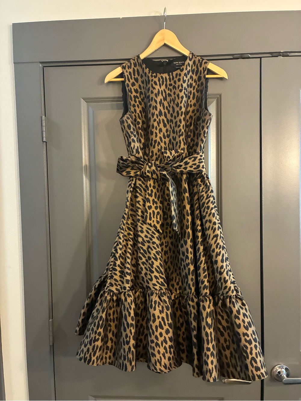 kate spade Tan and Black Leopard 🐆 print with bow Tie Waist